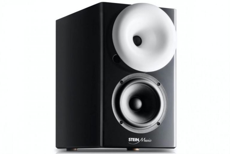 Micca PB42X Powered Bookshelf Speakers Review