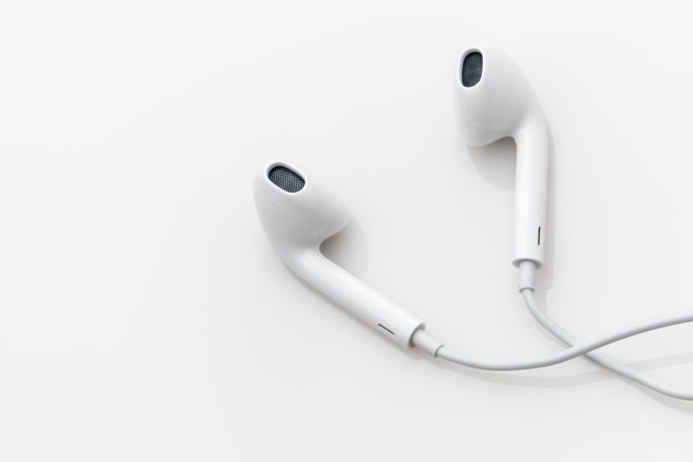 How to Stop Earbuds from Pausing